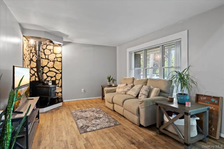 12 Debragga Avenue, East Moriches, NY 11940 - Image #3