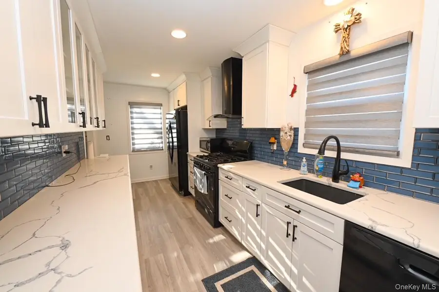 1761 Grant Avenue, East Meadow, NY 11554 - #3