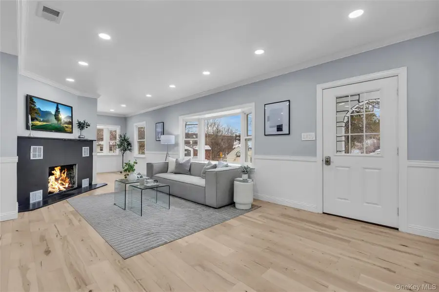 58 Lakelands Avenue, Greenwood Lake, NY 10925 - Image #3