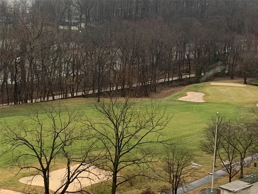 269-10 17K Grand Central Parkway #17K, Queens, NY 11005 - Image #3