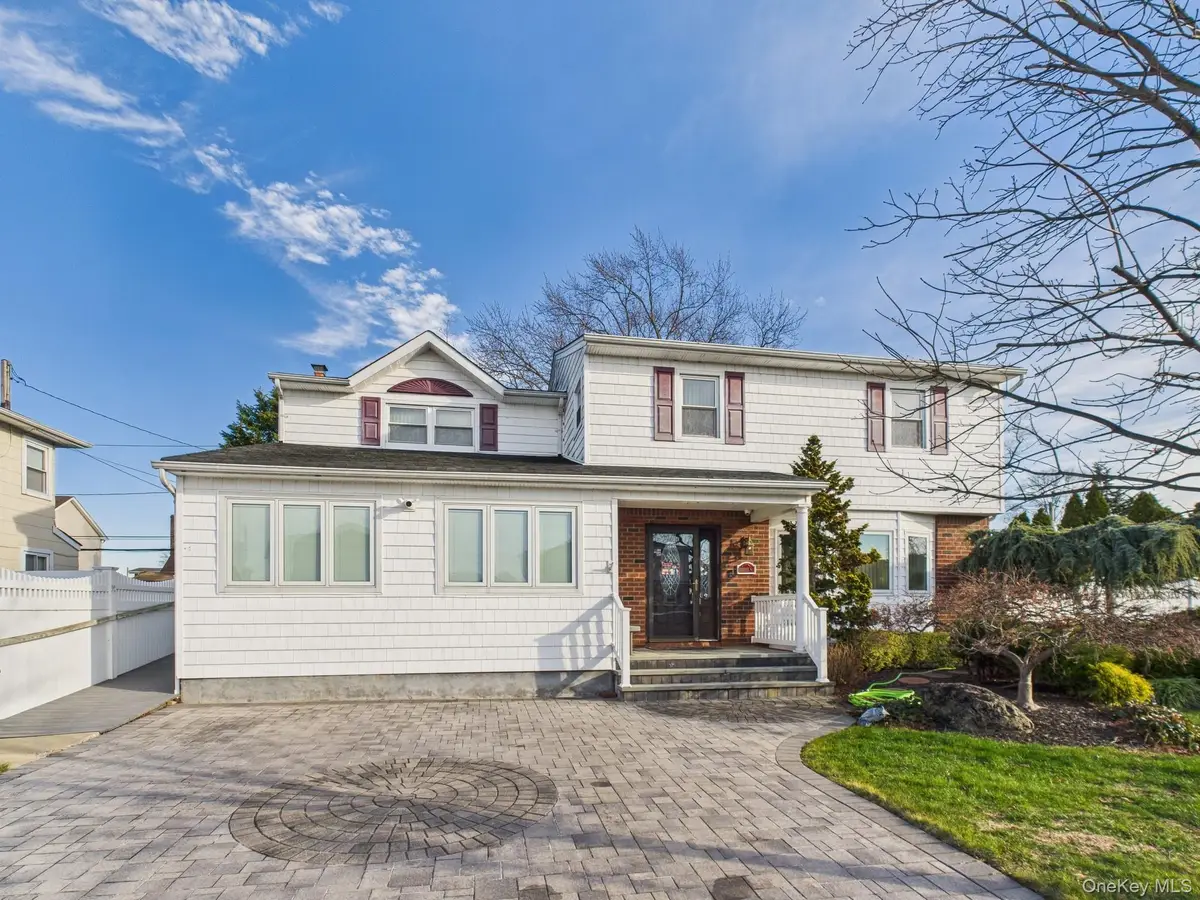 803 Michele Lane, Wantagh, NY 11793 - Image #1