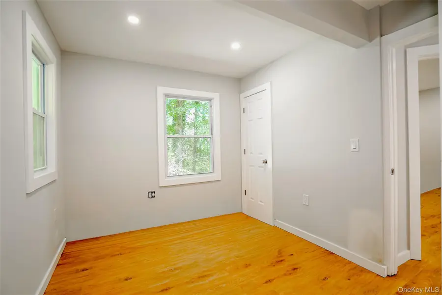 333 Spring Road, Huntington, NY 11743 - Image #2