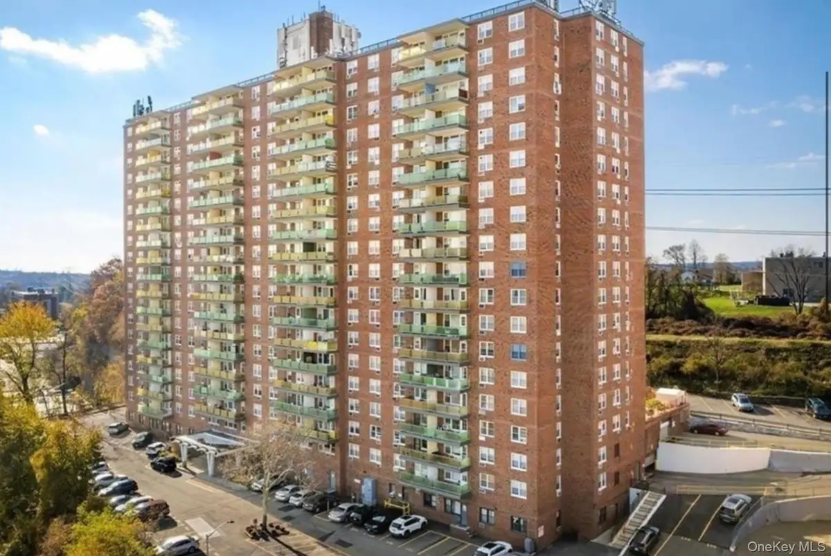 1841 Central Park Ave #15P, Yonkers, NY 10710 - Image #1