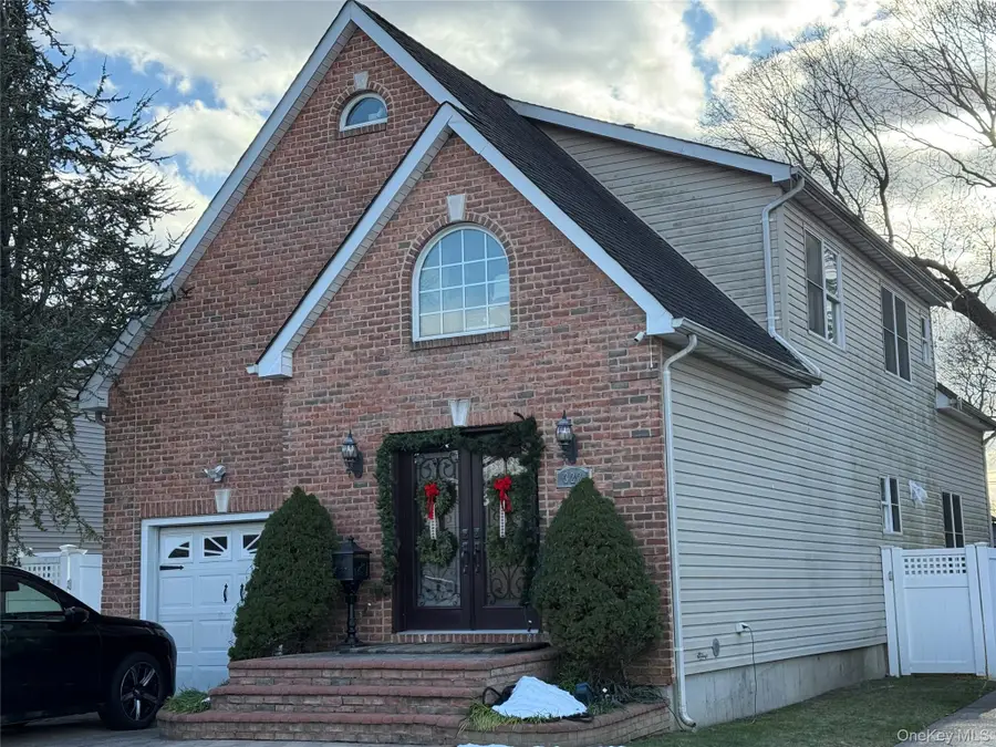 322 Elmore Avenue, East Meadow, NY 11554 - Image #3