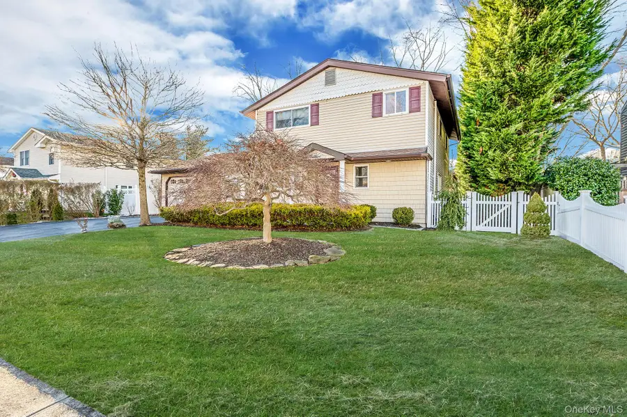 58 Sarah Drive, Lake Grove, NY 11755 - Image #2