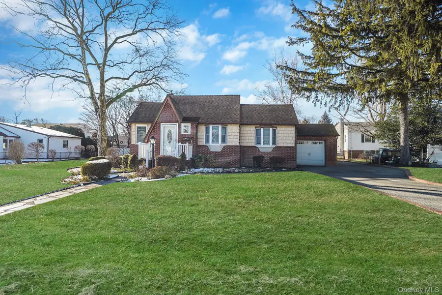 34 Pine Acres Boulevard, Deer Park, NY 11729 - #3