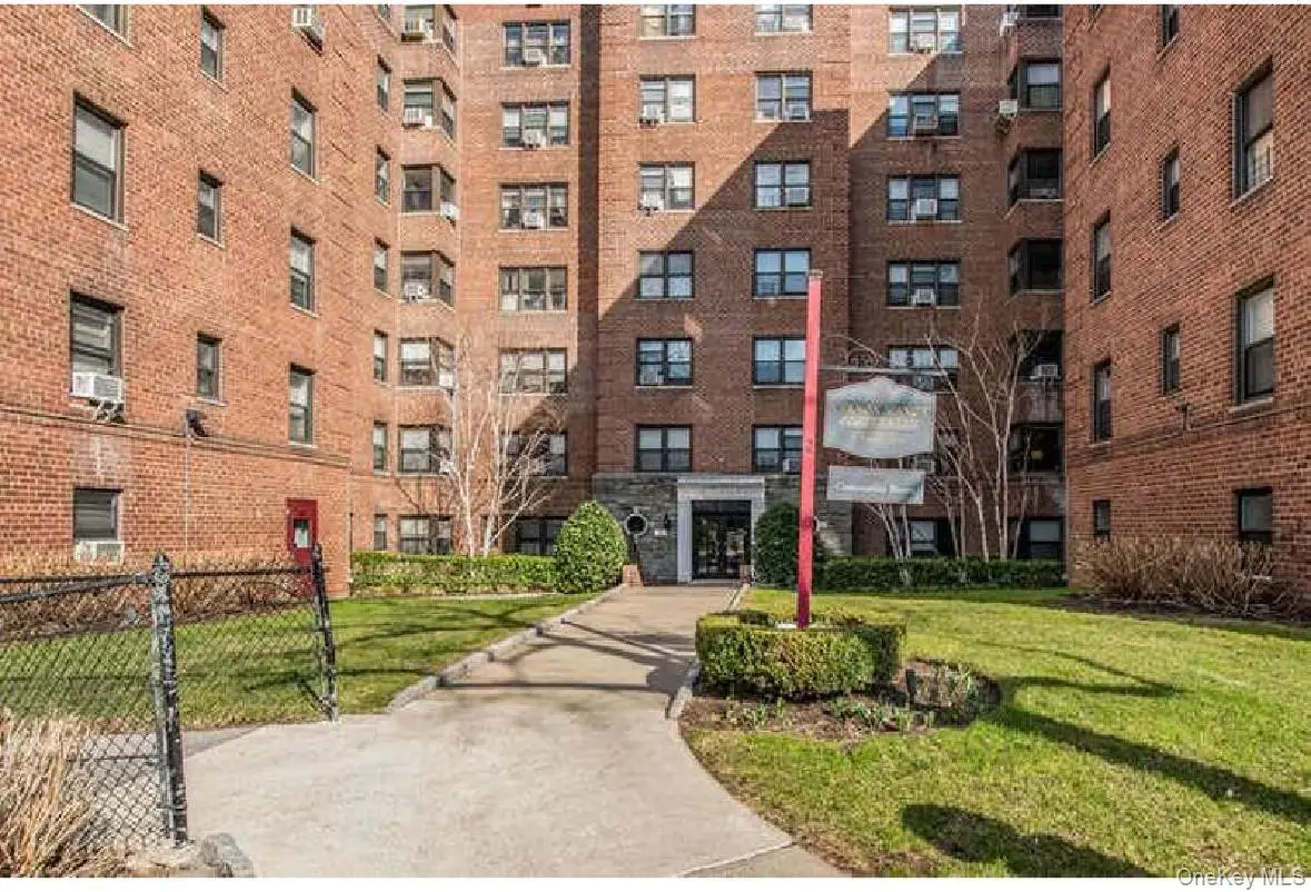 2 Fisher Drive #102, Mount Vernon, NY 10552 - Image #1