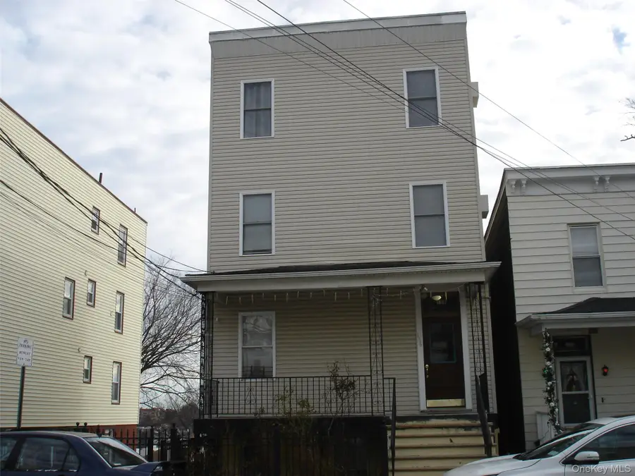 156 Voss Avenue, Yonkers, NY 10703 - Image #2
