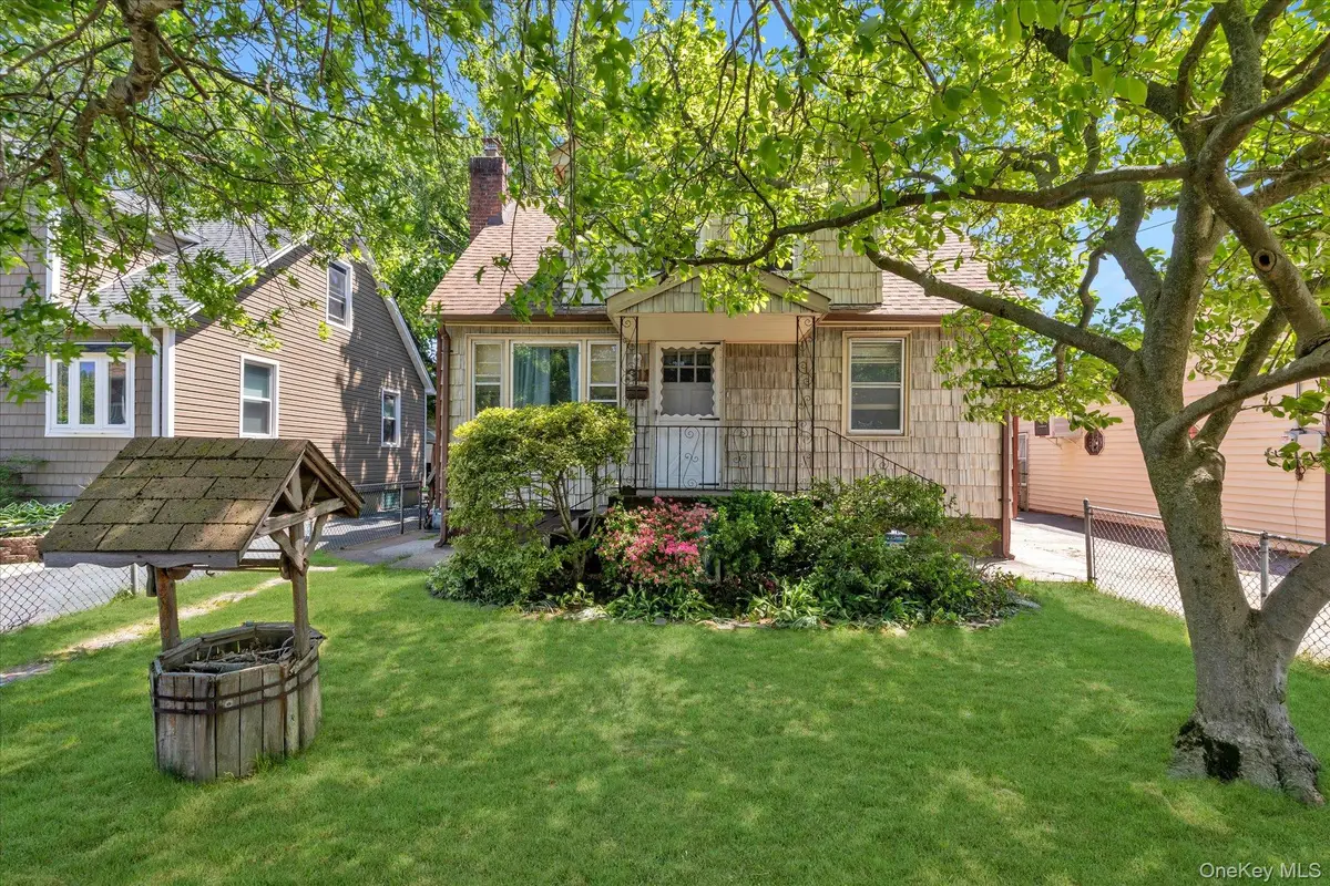 311 Hunnewell Avenue, Elmont, NY 11003 - Image #1