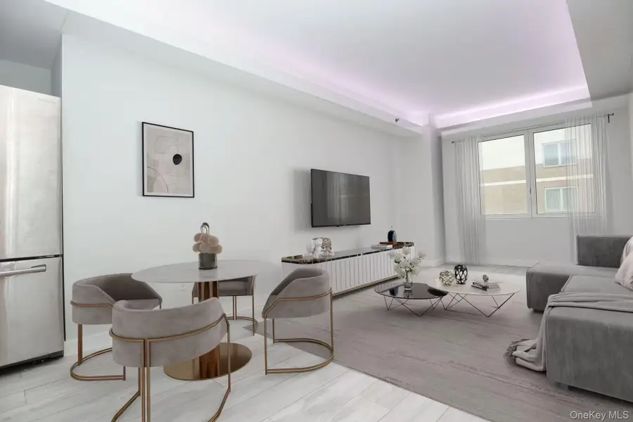 15815 Union Turnpike #3F, Fresh Meadows, NY 11366 - Image #2