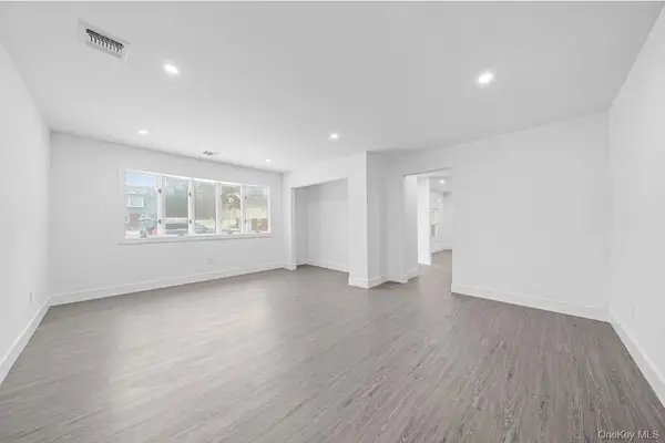 200 Irish Lane, Islip Terrace, NY 11752