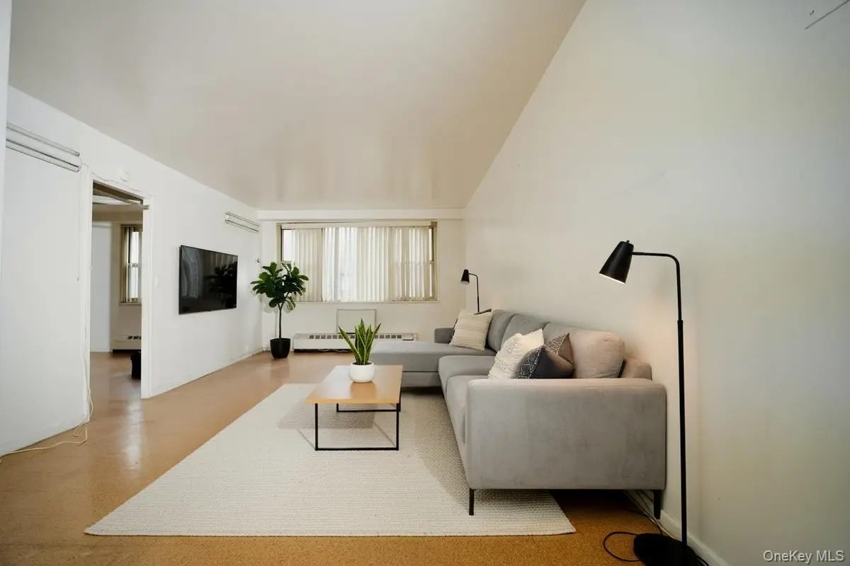 81-11 45 Avenue #4O, Elmhurst, NY 11373 - Image #1