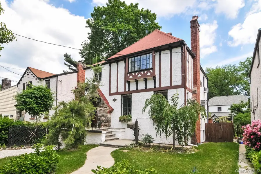 19 Fairway Street, Mount Vernon, NY 10552 - Image #2