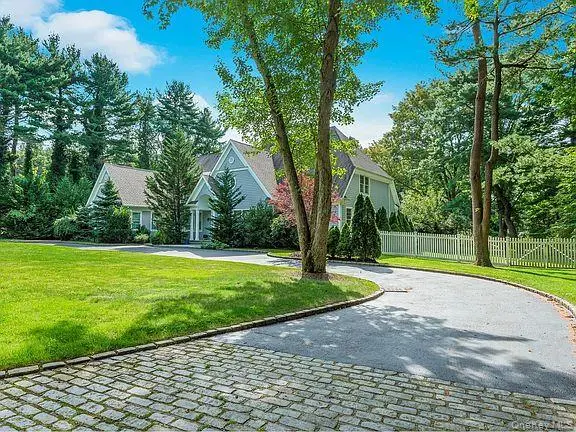 47 Valley Road, Old Westbury, NY 11568 - Image #2