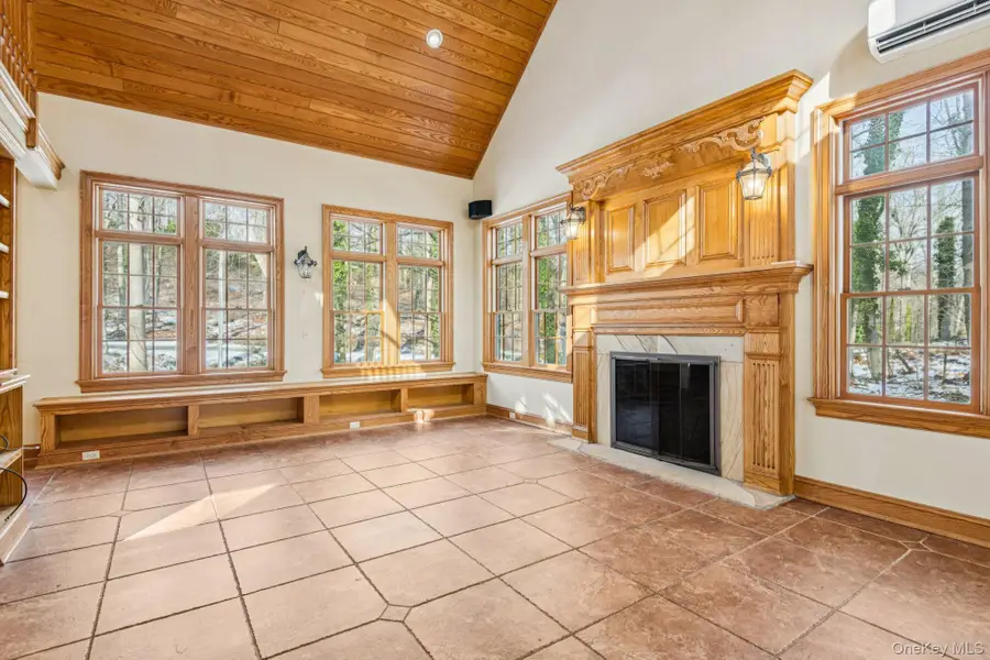 1 Spring Hollow Road, Nissequogue, NY 11780 - Image #2