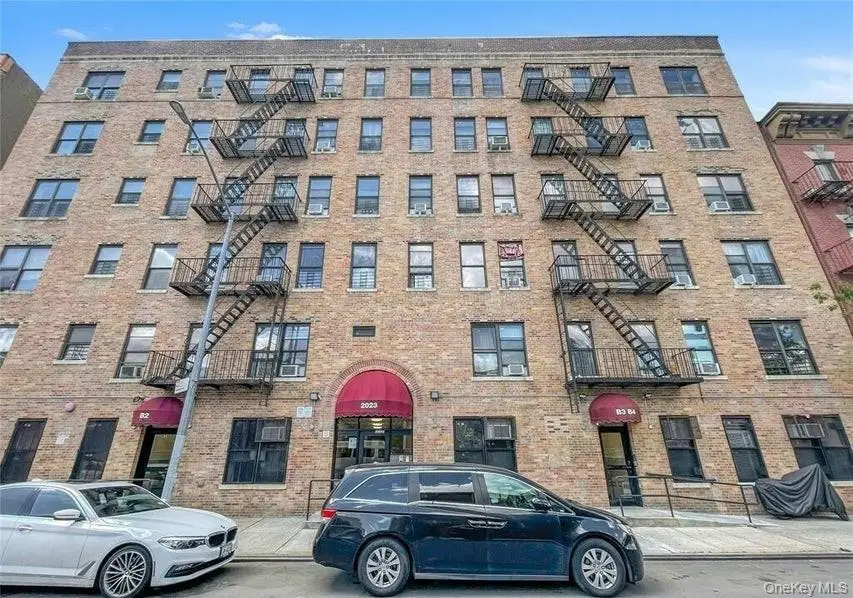2023 Belmont Avenue #5d, Bronx, NY 10457 - Image #1