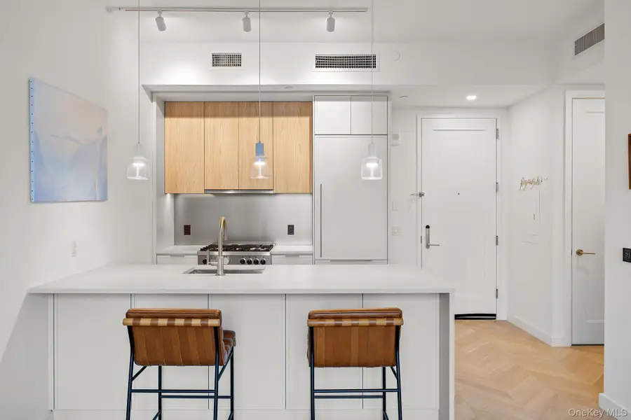 41st Avenue 29-18, Long Island City, NY 11101 - Image #3