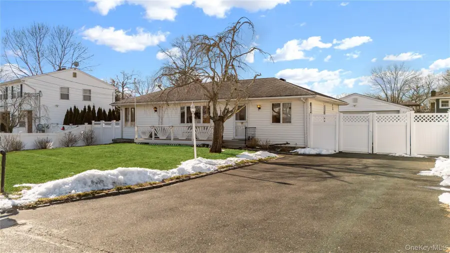 46 Creighton Avenue, Lake Ronkonkoma, NY 11779 - Image #2