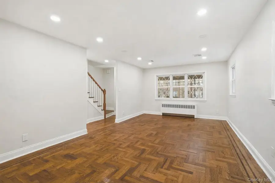 1649 Lurting Avenue, Bronx, NY 10461 - Image #3