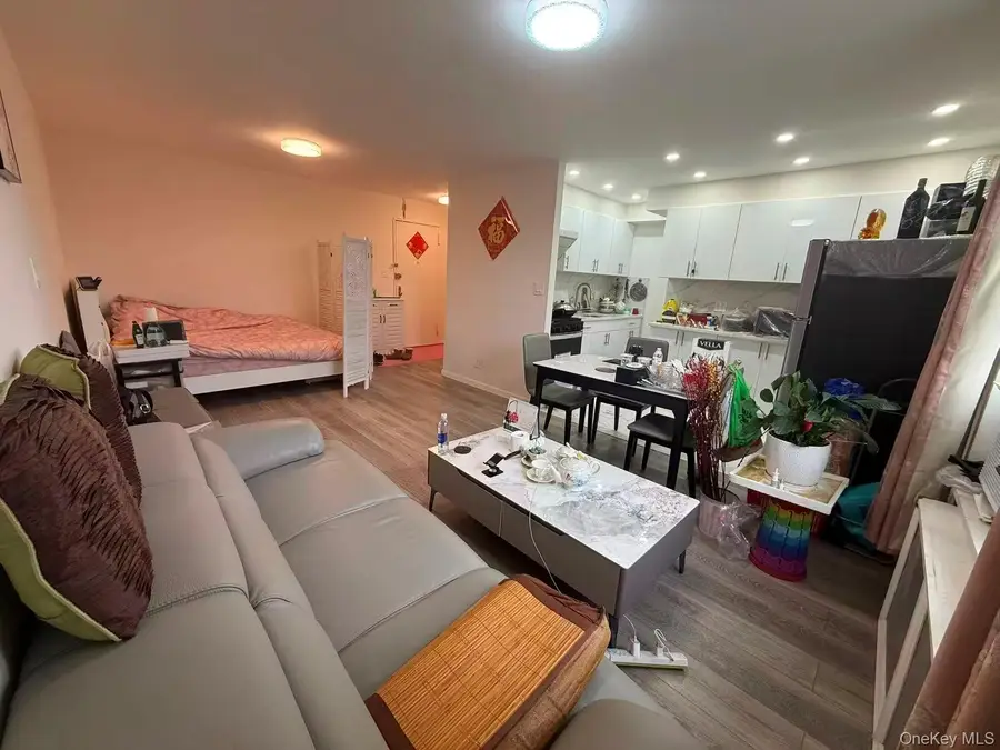 4240 Bowne Street #4H, Flushing, NY 11355 - Image #2