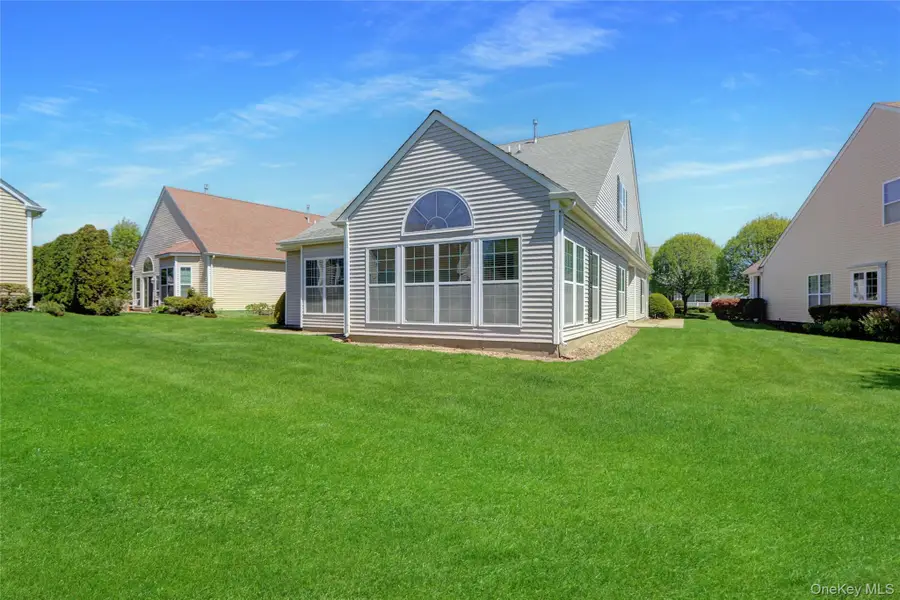 4 Oakhurst Court, Mount Sinai, NY 11766 - Image #3