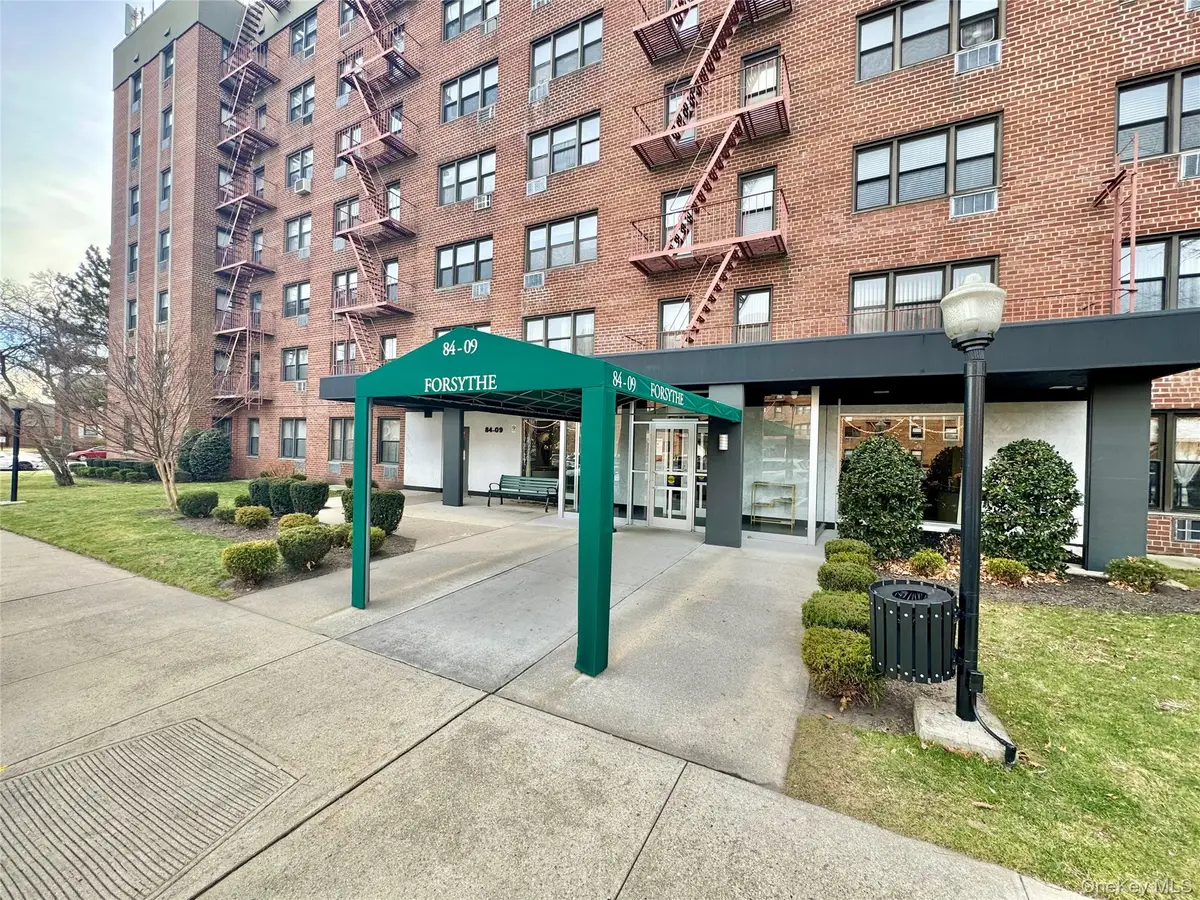 84-09 155th Avenue #3H, Howard Beach, NY 11414 - Image #1