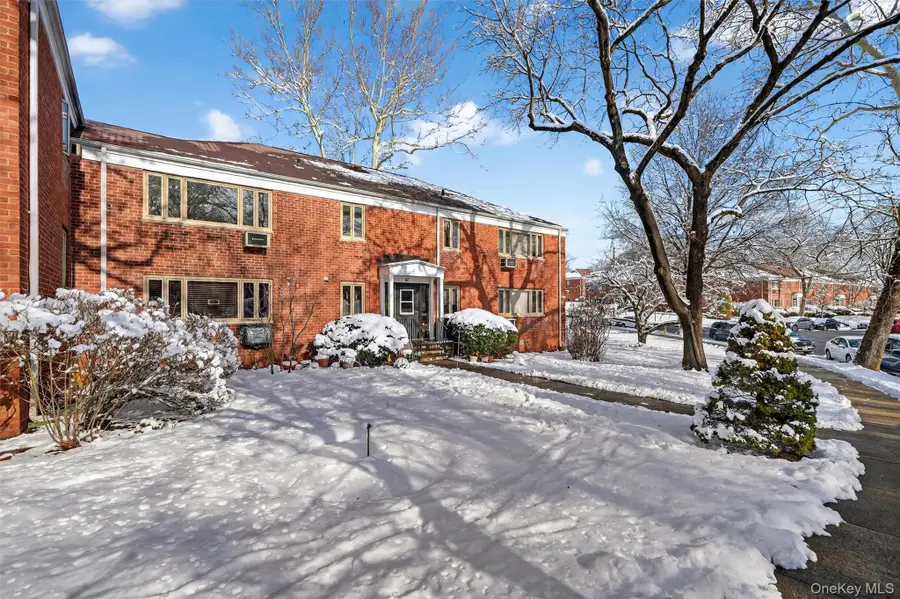 47 Lawrence Drive #C, White Plains, NY 10603 - Image #3