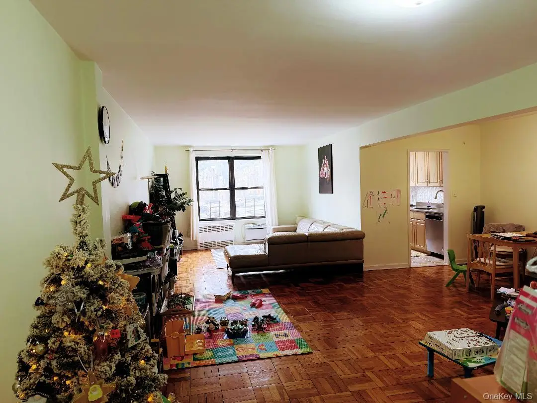 224-24 Union Turnpike #1P, Bayside, NY 11364 - Image #1