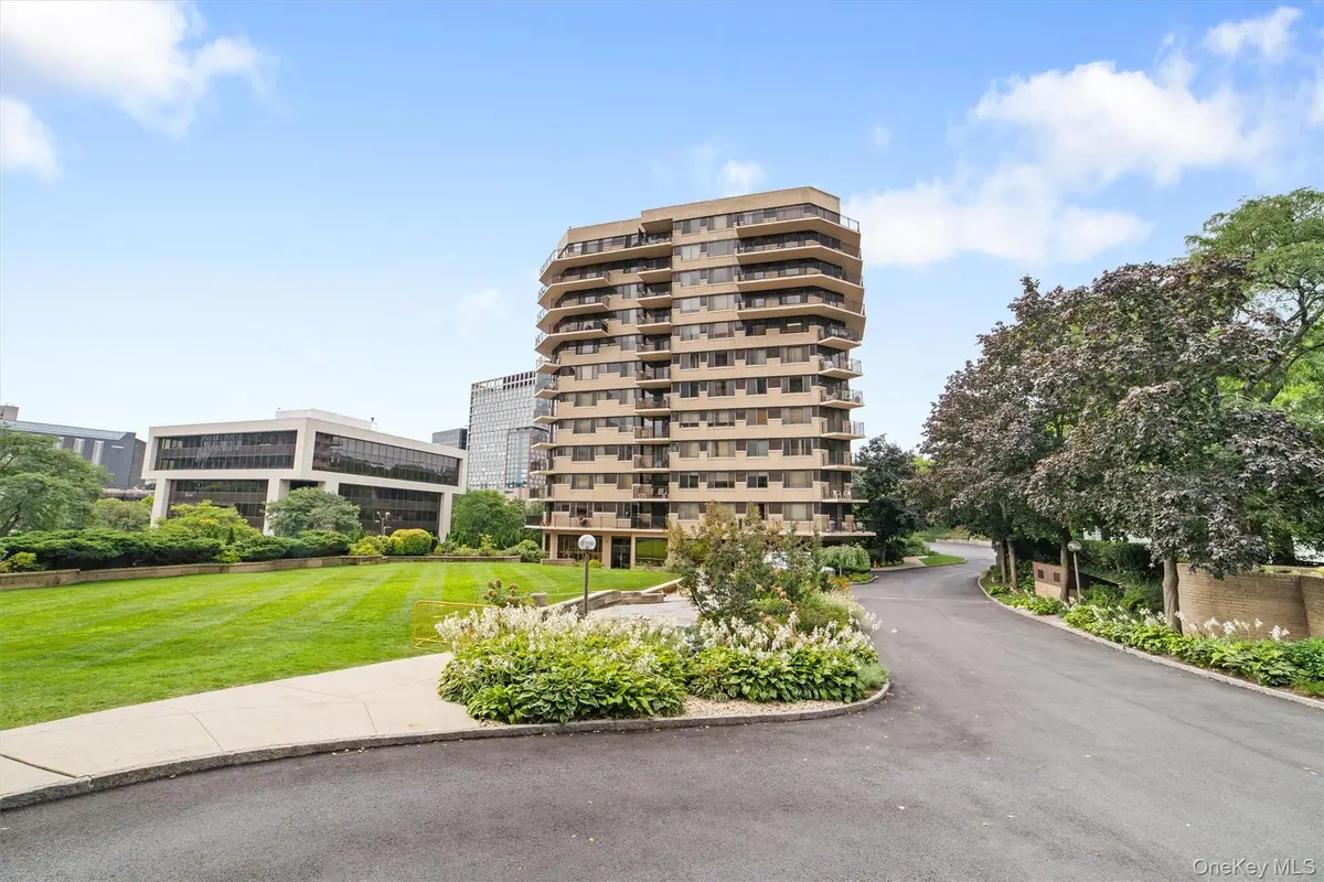 25 Rockledge Avenue #403, White Plains, NY 10601 - Image #1