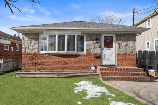 40 Belmont Boulevard, Elmont, NY 11003