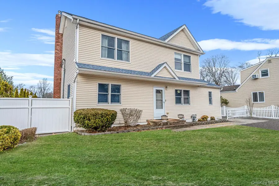 777 Johnson Avenue, Ronkonkoma, NY 11779 - Image #2