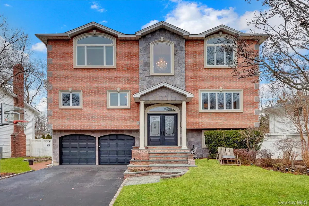 11 Fishermans Drive, Port Washington, NY 11050 - Image #1