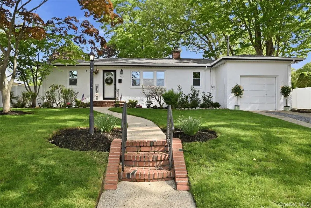 241 Commonwealth Avenue, Massapequa, NY 11758 - #1