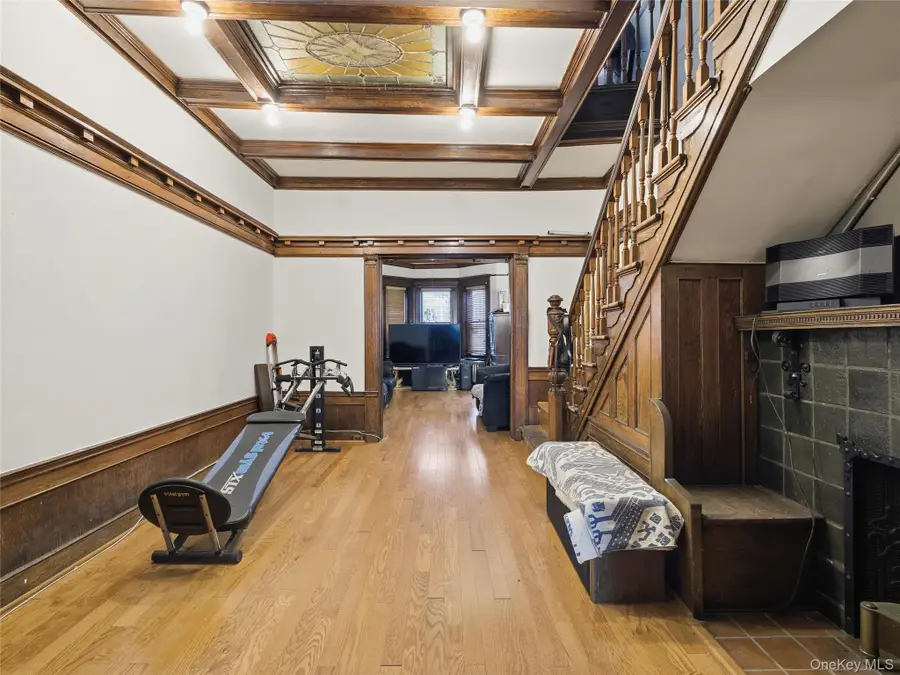 372 Parkside Avenue, Brooklyn, NY 11226 - #3