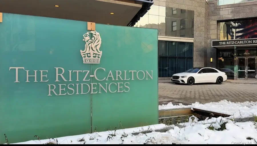 1 Renaissance Square #10G, White Plains, NY 10601 - Image #2