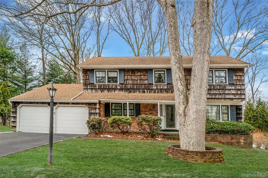 10 Penelope Drive, East Setauket, NY 11733 - Image #2