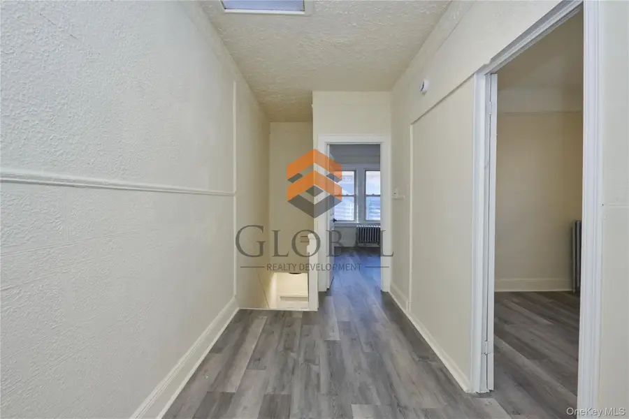 865 E 215th Street, Bronx, NY 10467 - Image #3