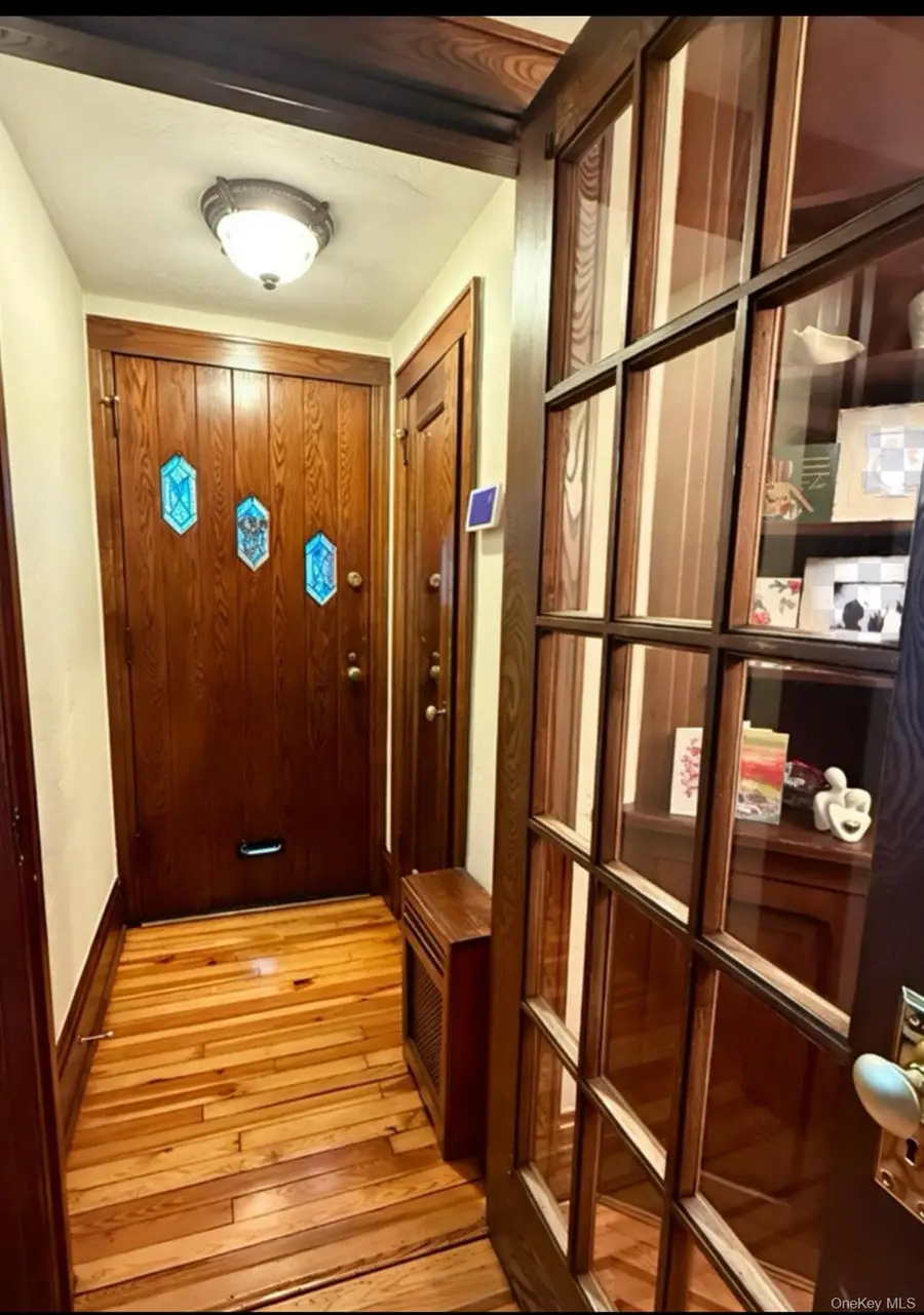 7717 82nd Street, Glendale, NY 11385 - Image #3