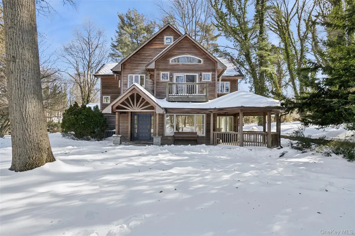 85 Cove Road, Oyster Bay Cove, NY 11771 - Image #1
