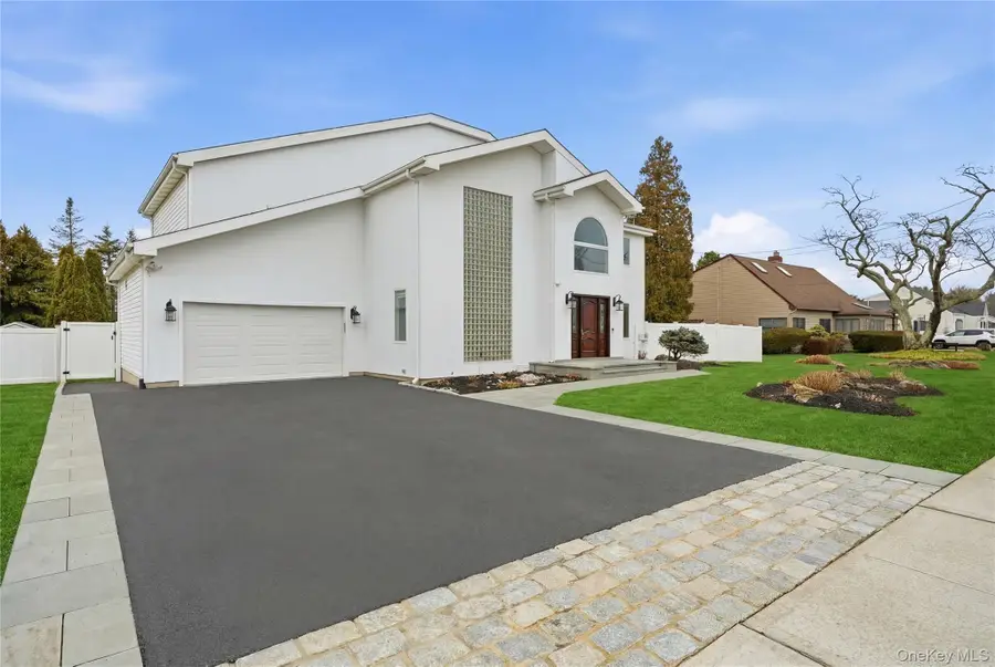 61 Bayview Avenue, Massapequa, NY 11758 - Image #3