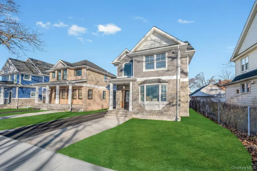 141 Emerson Avenue, Floral Park, NY 11001 - Image #3