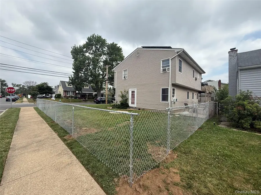 129 Stewart Street, Elmont, NY 11003 - #3