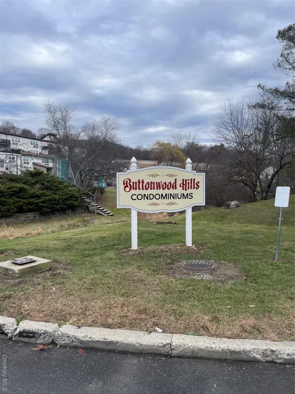 109 Concord Lane, Middletown, NY 10940