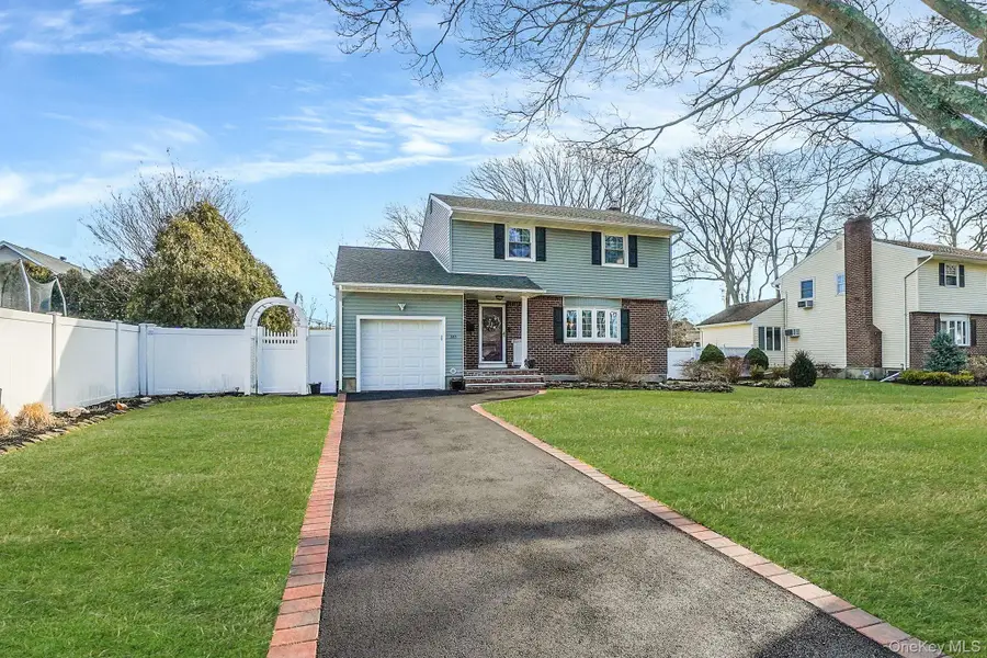 263 Keswick Drive, East Islip, NY 11730 - #2