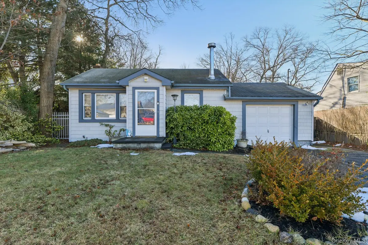 60 Green Avenue, Patchogue, NY 11772 - Image #1