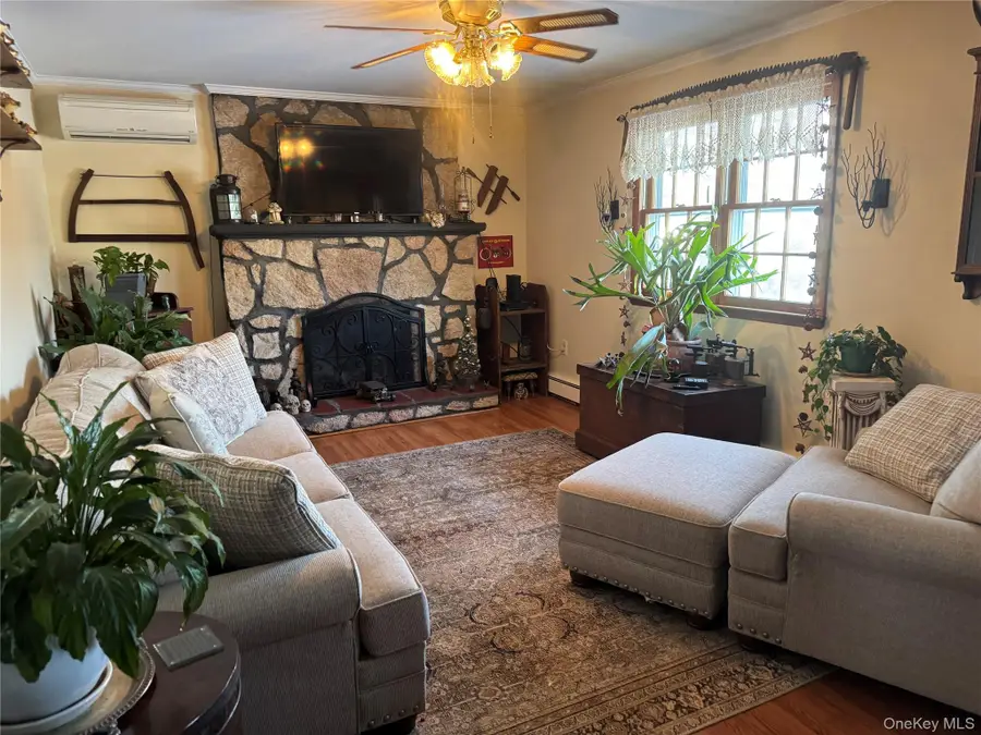 1016 Plains Road, Wallkill, NY 12589 - Image #3