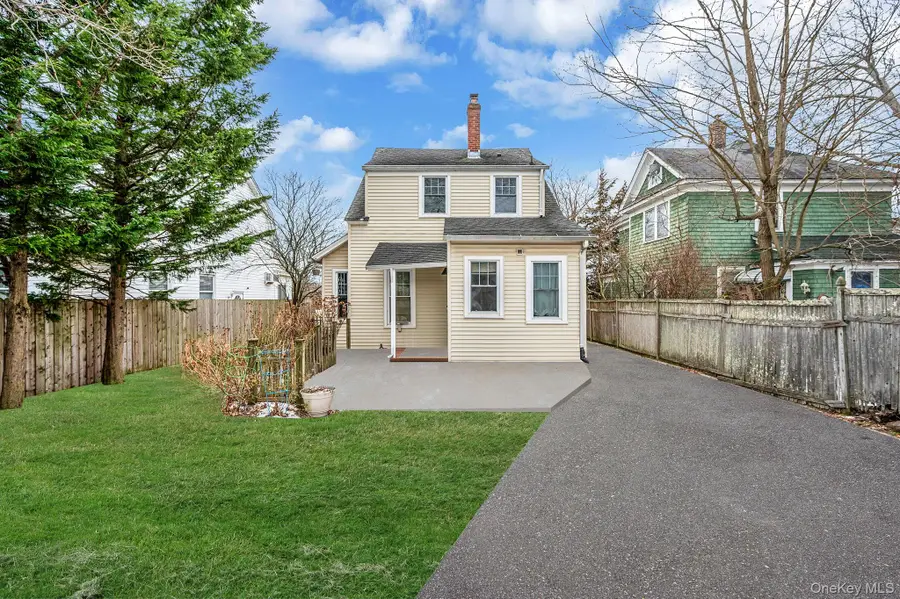 215 West Avenue, Patchogue, NY 11772 - Image #3