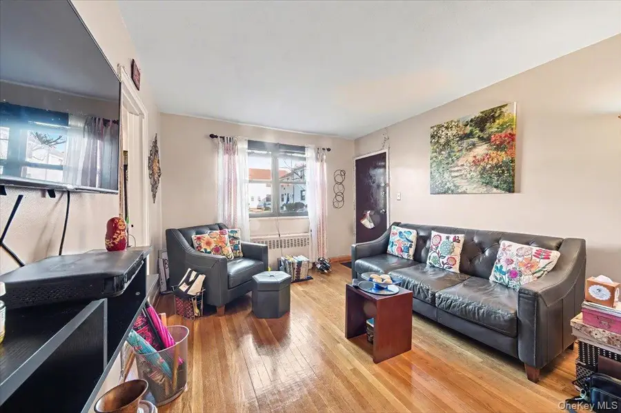 136-59 Jewel Avenue #A, Flushing, NY 11367 - Image #2