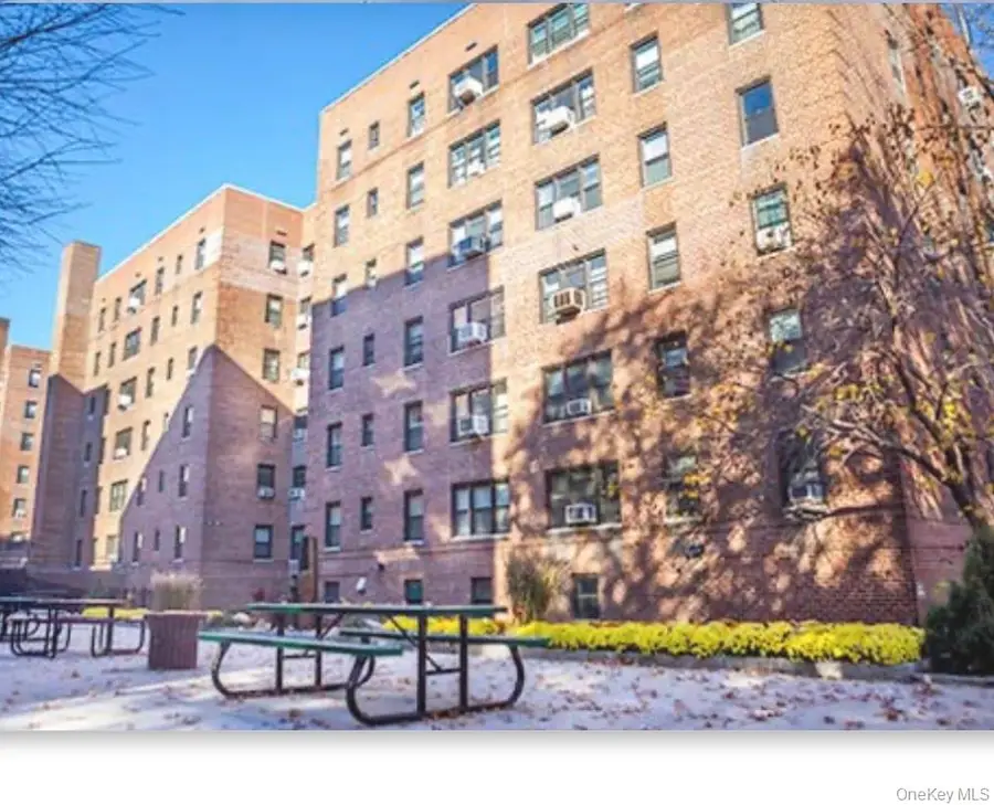 30 Ehrbar Ave #102, Mount Vernon, NY 10552 - Image #3
