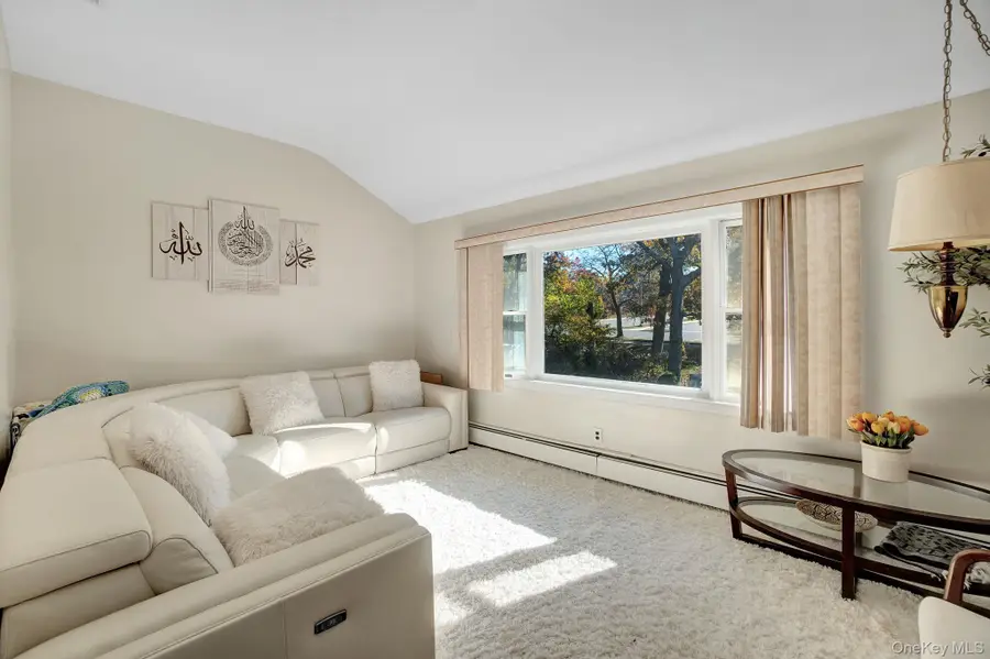 26 Fran Lane, Selden, NY 11784 - Image #3